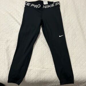 Nike 
Pro